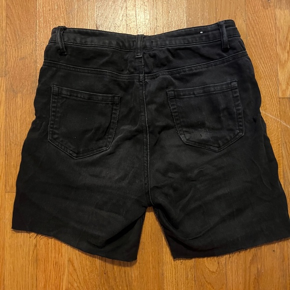 Forever 21 Hi Rise Black Shorts - Picture 4 of 5